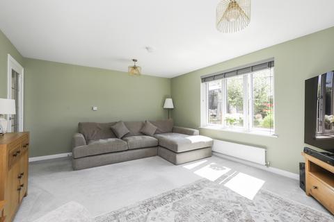 10 Alexander Gardens, Dunbar, EH42 1ZS