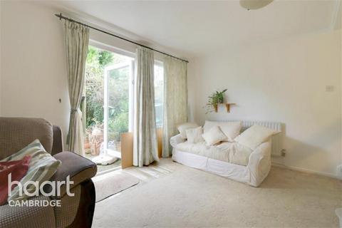 4 bedroom semi-detached house to rent, Arundel Close, Cambridge