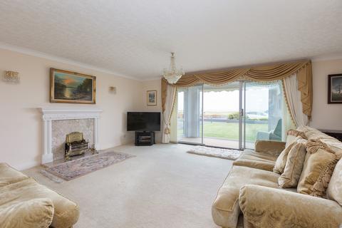 2 bedroom apartment for sale, Tarleton Lodge, 137 South Promenade, Lytham St. Annes, FY8