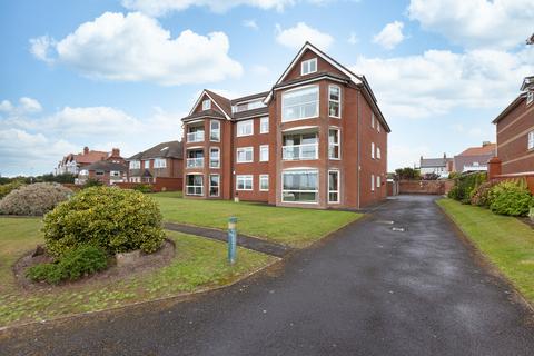 2 bedroom apartment for sale, Tarleton Lodge, 137 South Promenade, Lytham St. Annes, FY8