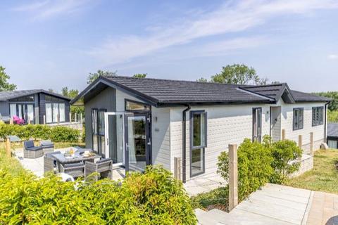 3 bedroom lodge for sale, Roadford Lake Lodges, , Roadford Lake PL16