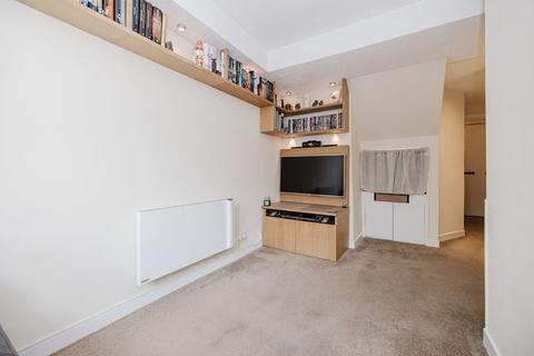 1 bedroom maisonette for sale, Flat 11, 5 Dean Bank Lane, Stockbridge, Edinburgh, EH3 5BS