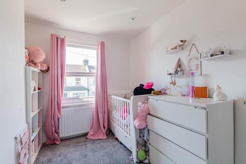 120 Dudley Road, Clacton-on-sea, CO15 3DH