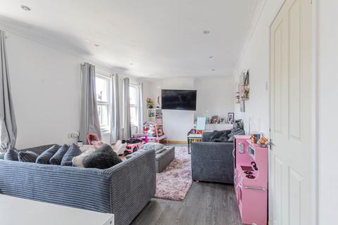 120 Dudley Road, Clacton-on-sea, CO15 3DH