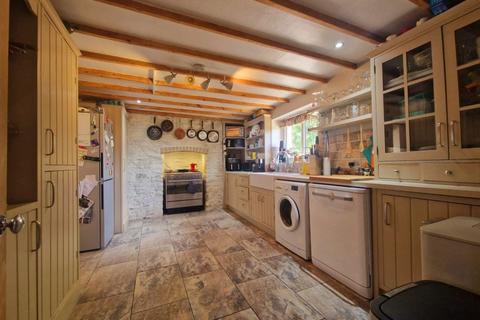 153 Bridgend Road, Aberkenfig, Bridgend, CF32 9AE