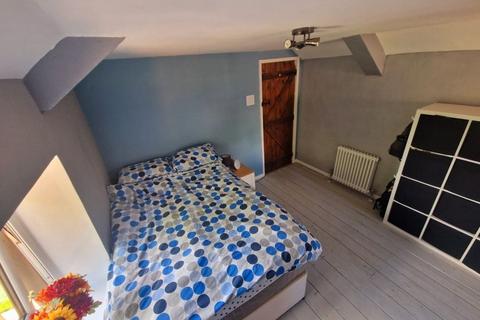 153 Bridgend Road, Aberkenfig, Bridgend, CF32 9AE