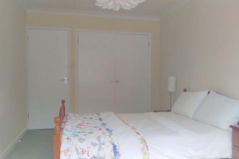 1 bedroom flat for sale, Culverden Road, London SW12