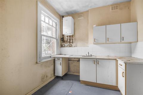 1 bedroom flat for sale, London NW2