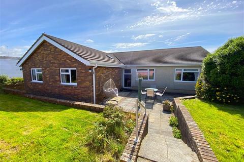 5 bedroom detached bungalow for sale, Caemorgan Road, Cardigan, Ceredigion, SA43 1QU