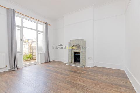 2 bedroom flat to rent, Bethune Road, London N16
