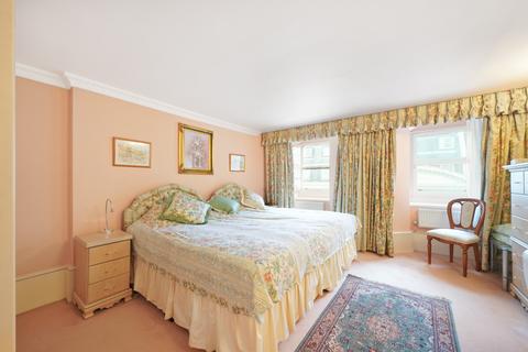 4 bedroom apartment for sale, 108 Lancaster Gate, Bayswater W2