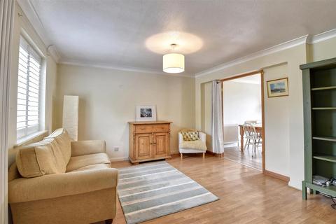 3 bedroom end of terrace house for sale, Tilden Close, High Halden