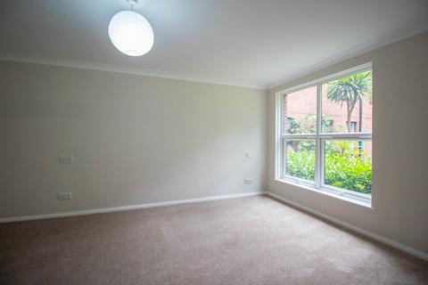 2 bedroom apartment for sale, Gosforth Place, Hoole, Chester