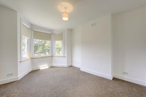 2 bedroom flat for sale, Wellmeadow Road, Hither Green, London, SE13