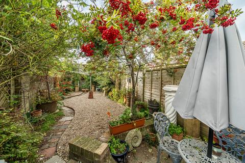 2 bedroom terraced house for sale, Croft Street, Cheltenham, Gloucestershire