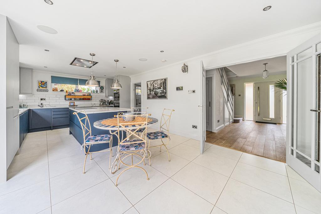 Kitchen/Breakfast Rm
