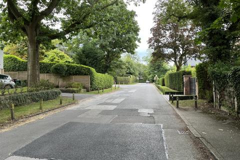 4 bedroom detached house to rent, Fletsand Road, Wilmslow, Cheshire