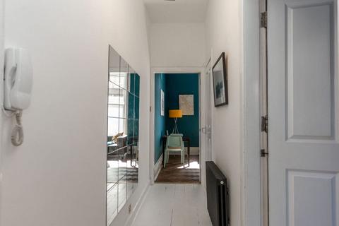 137/1 Easter Road, Edinburgh, EH7 5QA