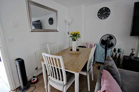 49 Floathaven Close, London, SE28 8SN