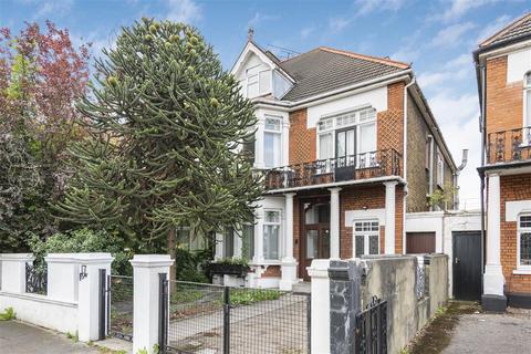 7 bedroom semi-detached house for sale, Old Oak Road, W3