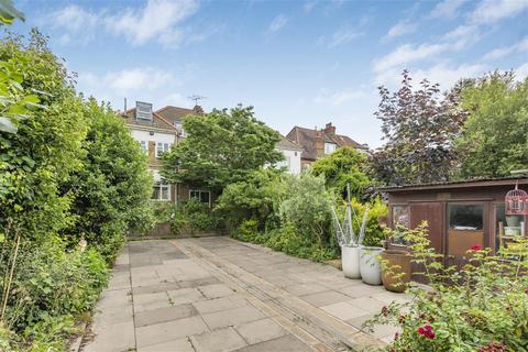 7 bedroom semi-detached house for sale, Old Oak Road, W3