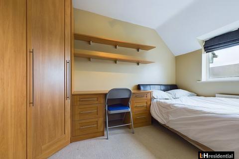 67 Wordsworth Gardens, Borehamwood, WD6 2AB