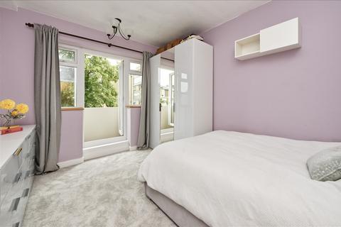 2 bedroom flat for sale, Shepherd's Bush W12 W12