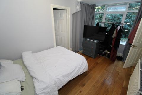 1 bedroom flat to rent, Raleigh Street, Nottingham NG7