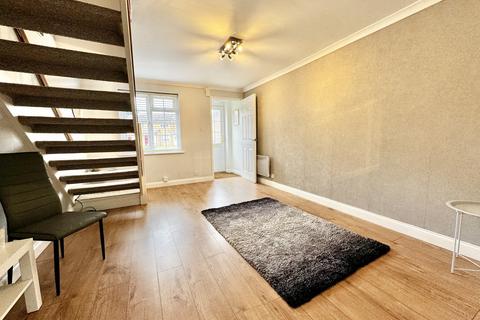 2 bedroom terraced house for sale, Hungerford Close, Sandhurst, Berkshire