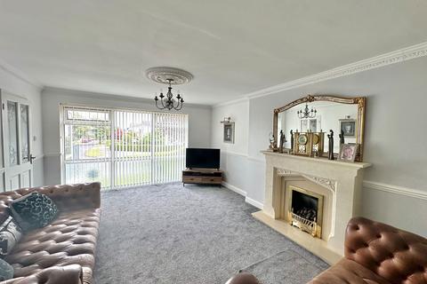 32 Broadley Drive, Torquay, TQ2 6UE