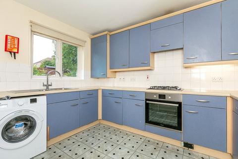 1 Silver Birch Close, London, SE6 4RS