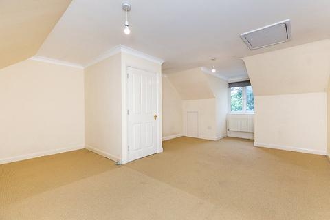 1 Silver Birch Close, London, SE6 4RS