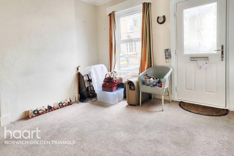 2 bedroom terraced house for sale, Newmarket Street, Norwich