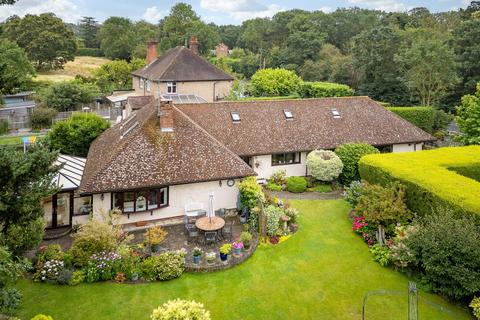 5 bedroom detached bungalow for sale, Main Road, Chelmsford CM3