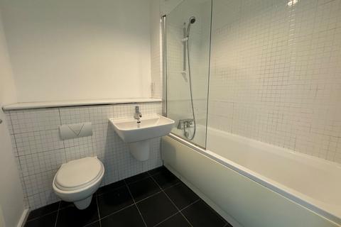 2 bedroom flat to rent, Canal Street, Nottingham, Nottinghamshire, NG1