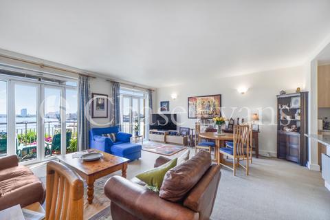 2 bedroom apartment for sale, Dundee Wharf, Three Colt Street E14