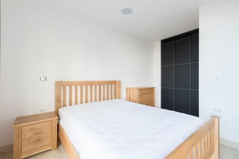 1 bedroom flat to rent, The Tower, 1 St George Wharf, Vauxhall, London, SW8