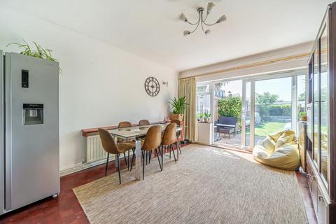 4 bedroom semi-detached house for sale, Sunbury-on-Thames,  Surrey,  TW16