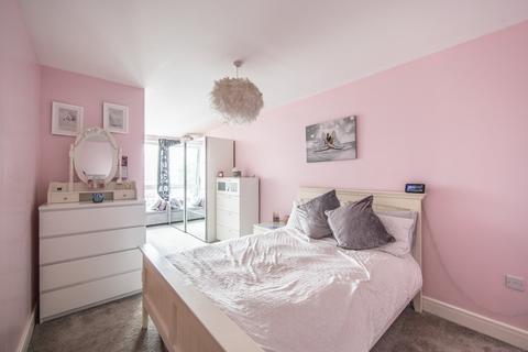 55, Venture Court Canal Road, Gravesend, DA12 2AT