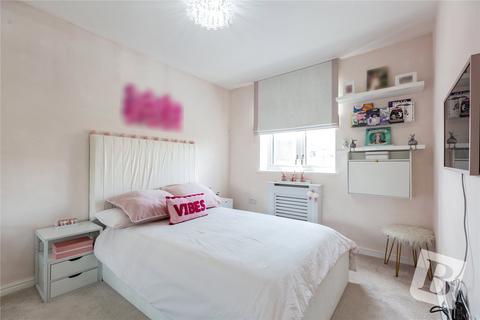 35 Brinson Way, Aveley, South Ockendon, RM15 4EF