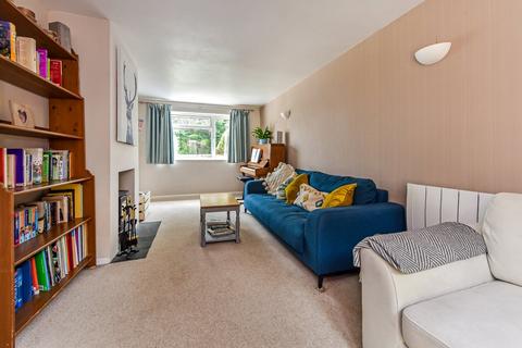 37 Garden Close, Lyndhurst, SO43 7DW