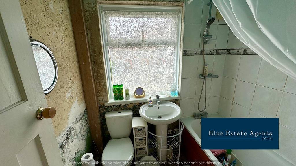 Bathroom Suite