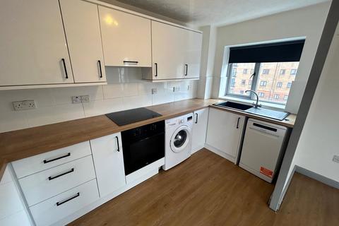 1 bedroom flat for sale, West Street, Gravesend, Kent, DA11