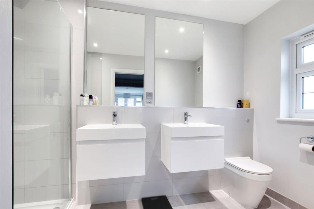 En Suite Shower Room