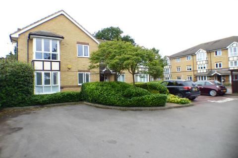 1 bedroom apartment to rent, Peregrine Court, Welling DA16