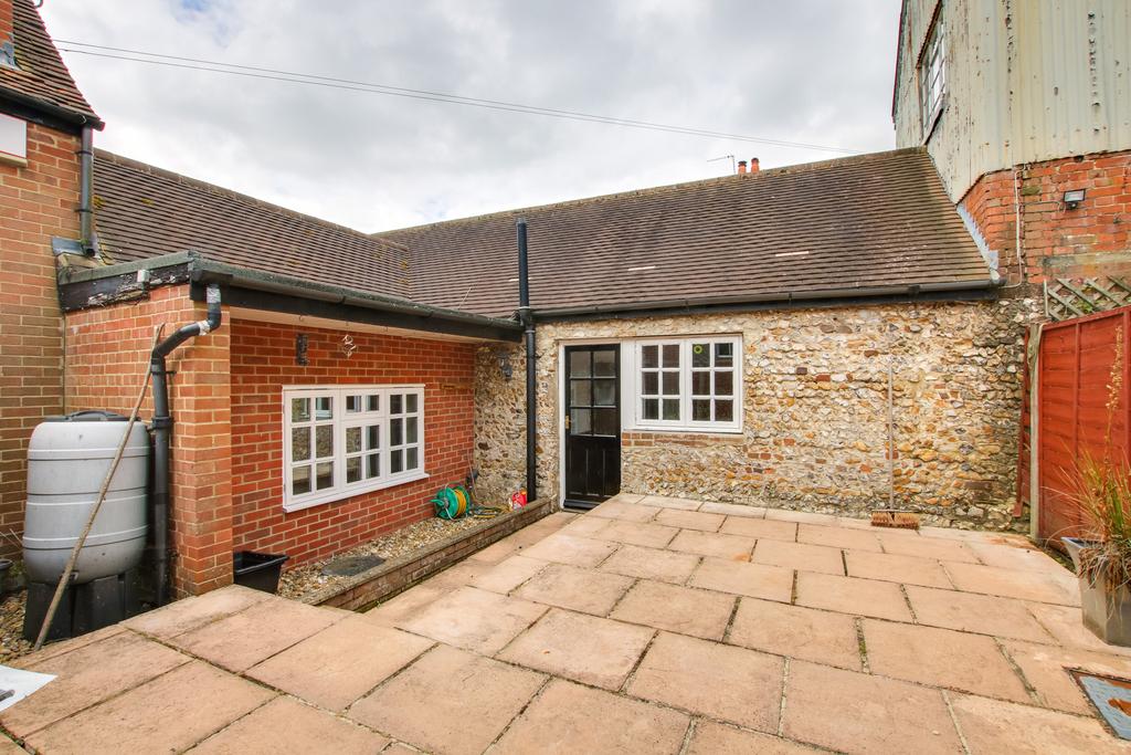 Rear Courtyard Garden