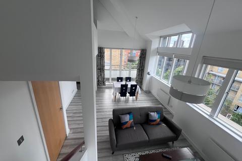 1 bedroom penthouse to rent, Admiral Walk, Larch Court Admiral Walk, W9