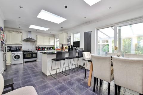 4 bedroom semi-detached house for sale, Baldwins Lane, Croxley Green, Rickmansworth