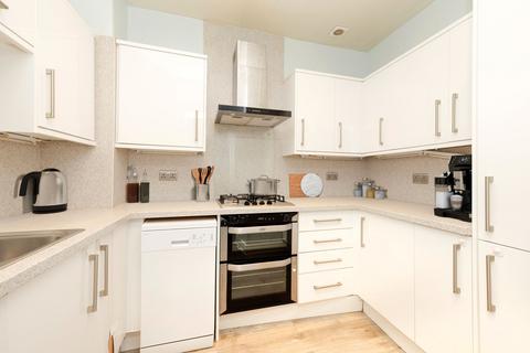 2 bedroom flat for sale, 12 (Flat 8), Meadowbank Crescent, Meadowbank, Edinburgh