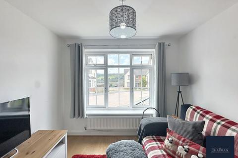 60 Highfields, Tonyrefail, Porth, CF39 8GA